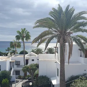 sea-view-paradise-lanzarote.puertodelcarmen-hotels.org/